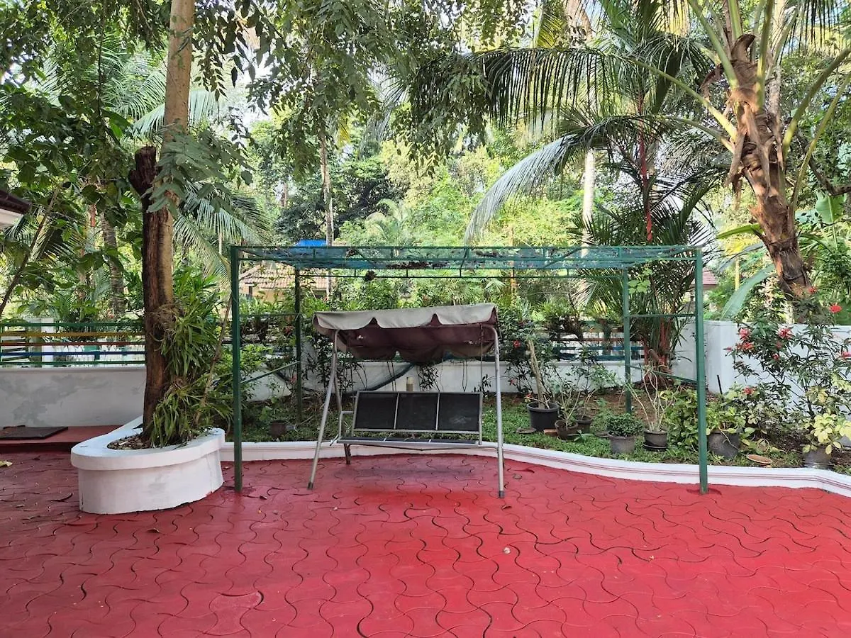 Spacious Green Villa In Vytilla Kochi