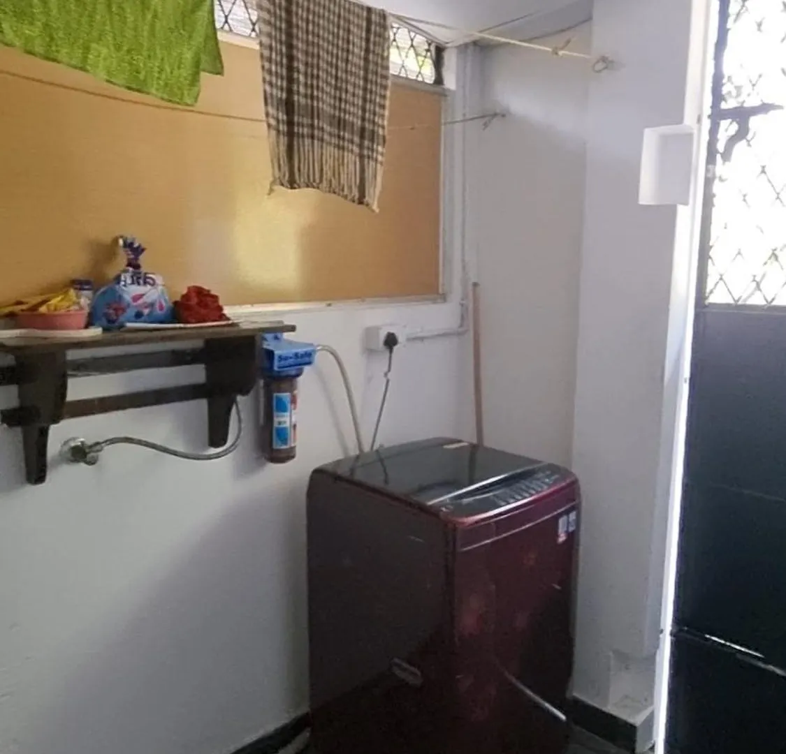 Spacious Green Villa In Vytilla Kochi India